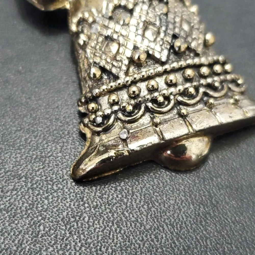 Vintage gold tone bell brooch